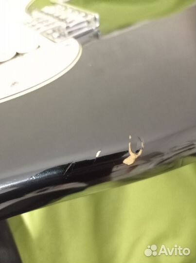 Электро гитара с комбиком, чехлом, педалей, шнуром