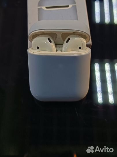 Airpods 2