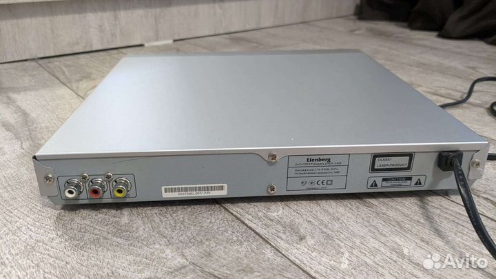 Dvd плеер elenberg