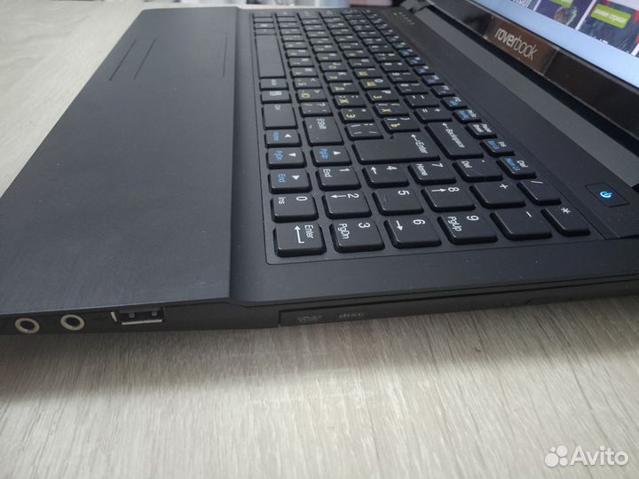 Как новый в плёнке 4ядра/4гб/160гб