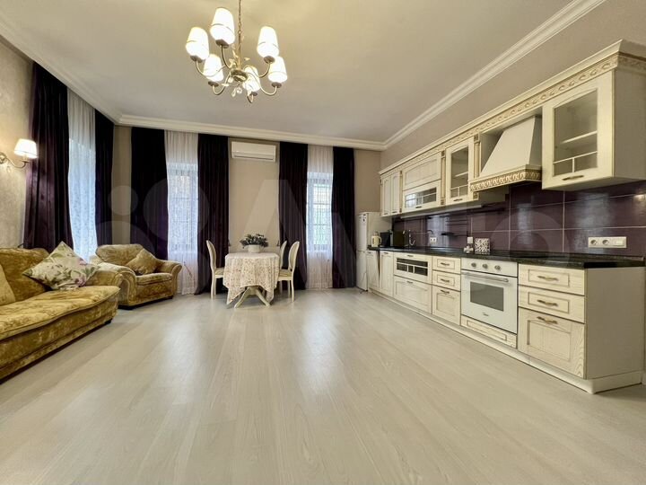 2-к. квартира, 100 м², 2/2 эт.