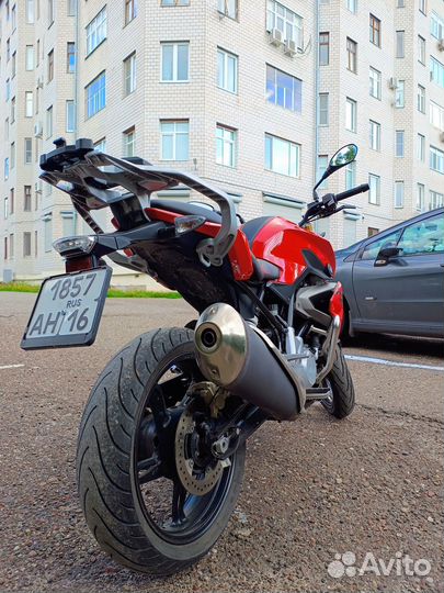 Мотоцикл BMW G310R
