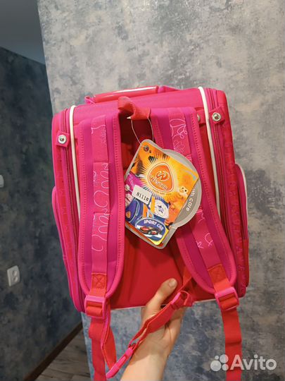 Рюкзак школьный для девочки новый