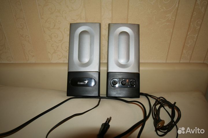 Колонки для компьютера Genius