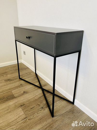 Консольный столик в стиле лофт «Mr. Gray»