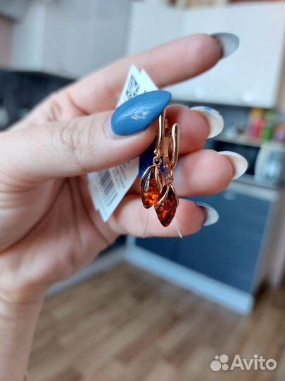 Комплект кольцо,серьги и подвеска