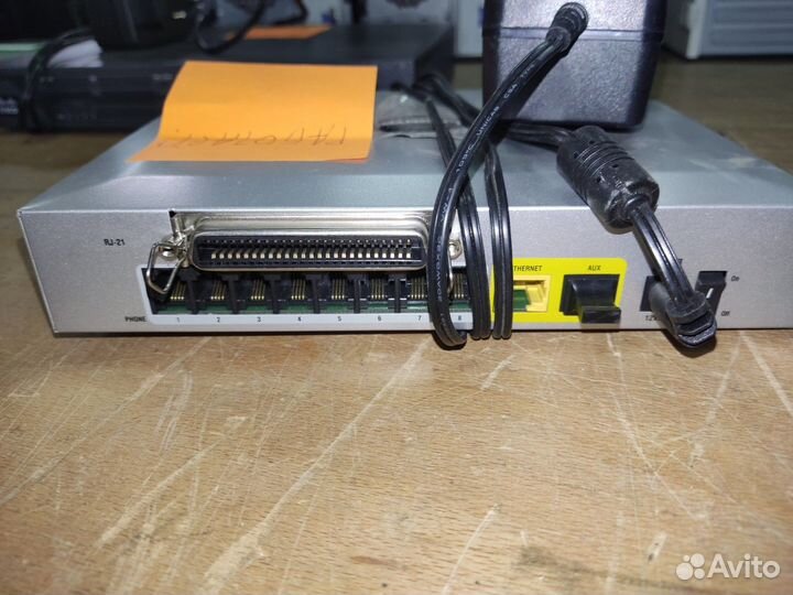 Телефонный адаптер Cisco (Linksys) SPA8000