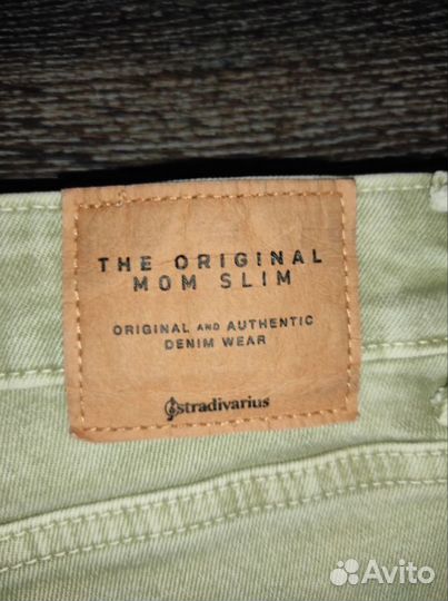 Джинсы stradivarius mom slim