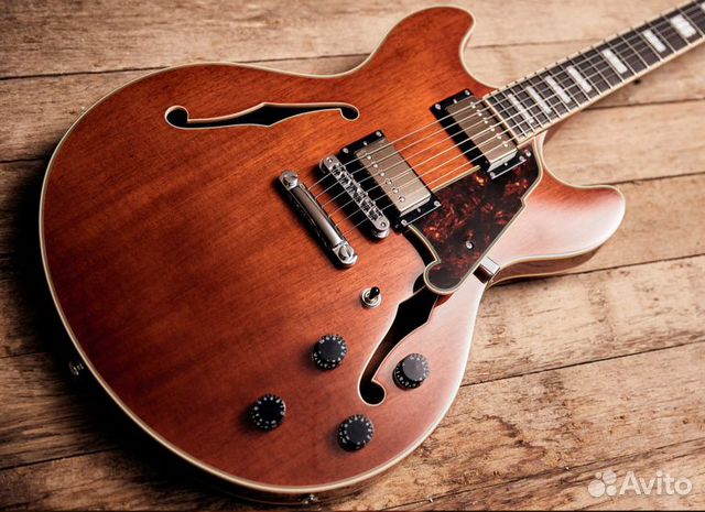 Полуакустическая гитара DAngelico + Аксессуары