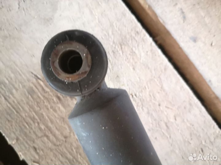 Амортизатор задний Peugeot 308 sw VF34