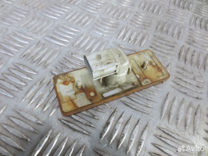 Габаритный фонарь Mercedes-Benz A0005445211