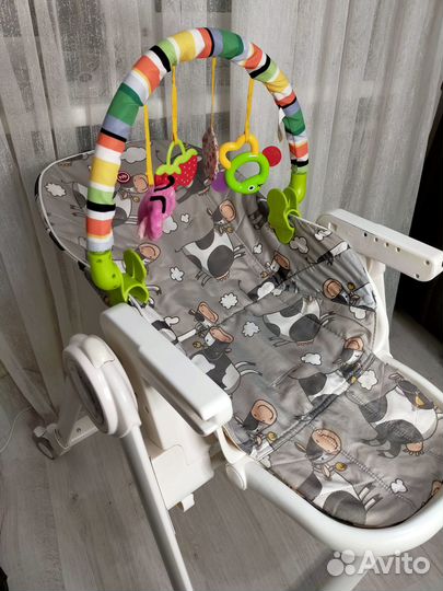 Дуга с подвесными игрушками для малышей