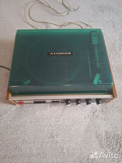 Akords stereo 2 проигрыватель виниловых пластинок