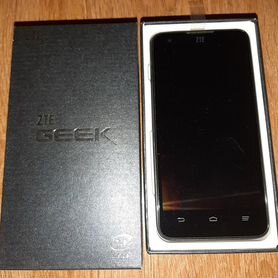 ZTE V975 Geek, 2/16 ГБ