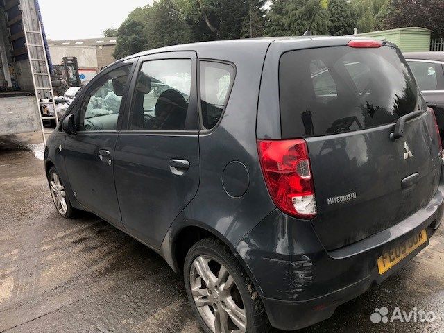 Разбор на запчасти Mitsubishi Colt