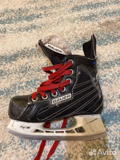 Хоккейные коньки bauer