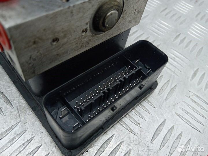 Блок ABS для Audi TT 8N 8N0907379H