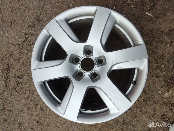 1 литой диск R17 Audi A6 С7