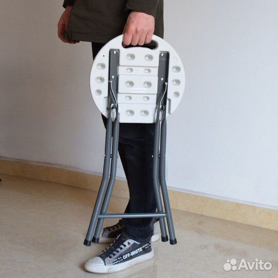 Табурет складной, усиленный с ручкой