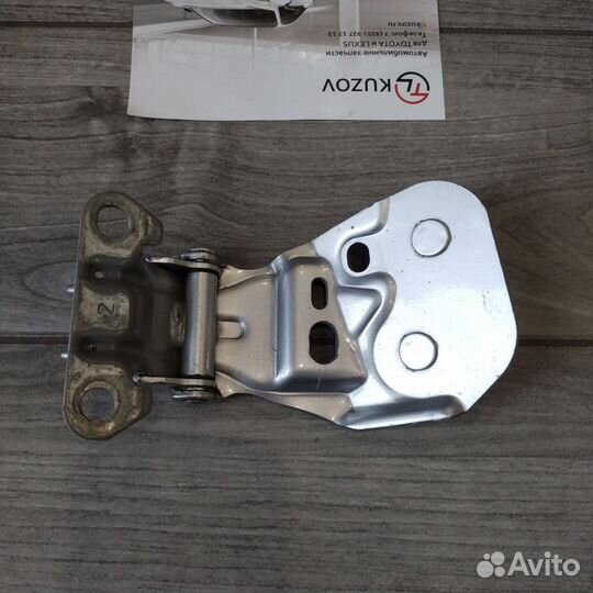 Петля багажника Хайлендер 2 левая Оригинал