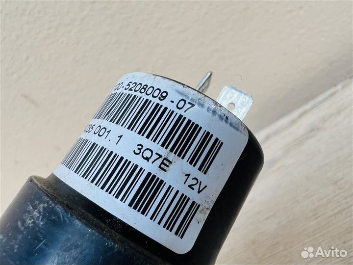 Насос стеклоомывателя LADA Granta 2011-Н.в