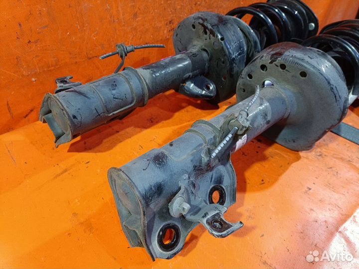 Стойка Honda Stream RN6 (Переднее)