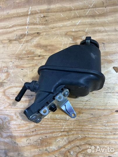Бачок гидроусилителя Chevrolet Captiva C140 LE9