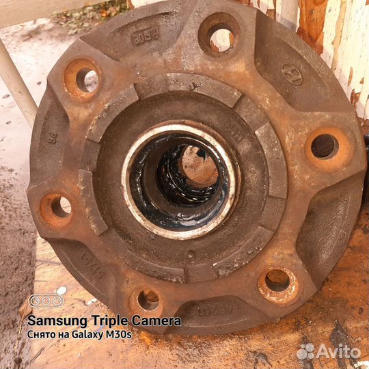 Ступица передняя правая huandai hd78