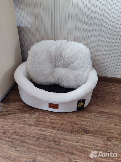 Лежанка для кошек и собак