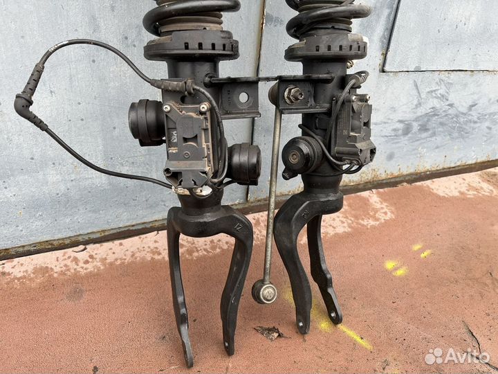 Амортизатор передний BMW F01/F02 c VDC