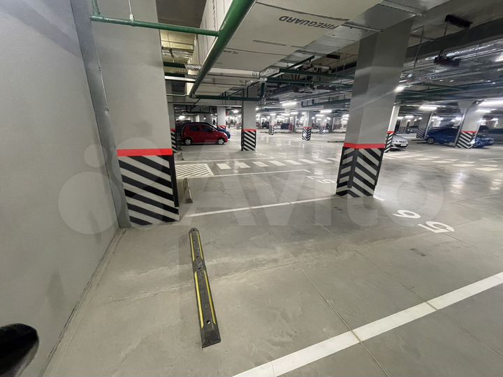 Машиноместо, 16 м²