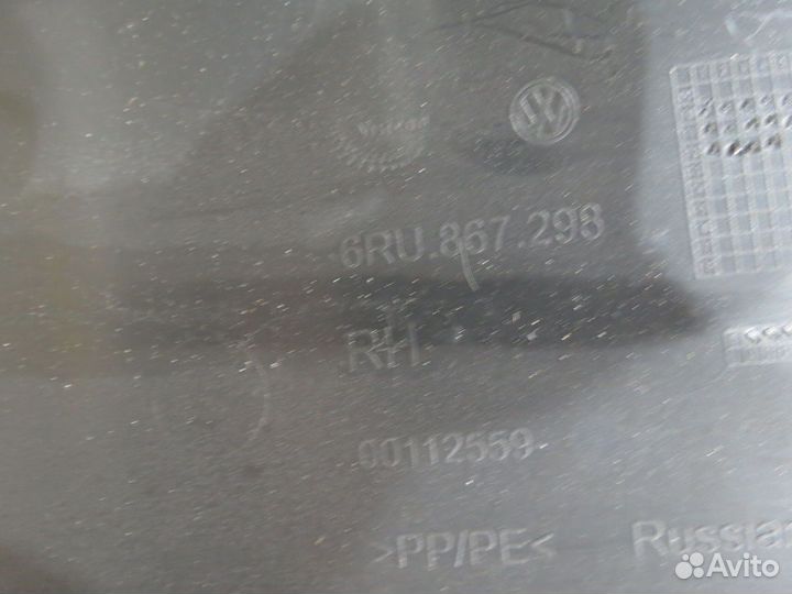 Обшивка стойки средняя правая Volkswagen Polo