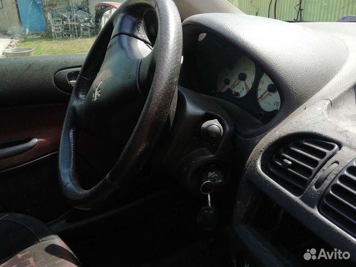 Безопасность пежо206