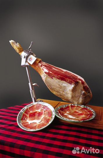 Хамон серрано резерва