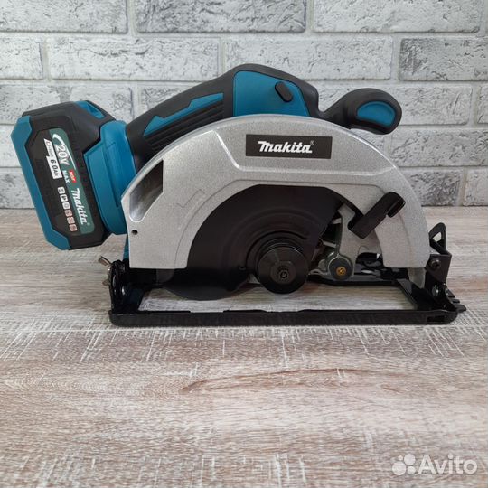 Аккумуляторная циркулярная пила Makita 185 мм