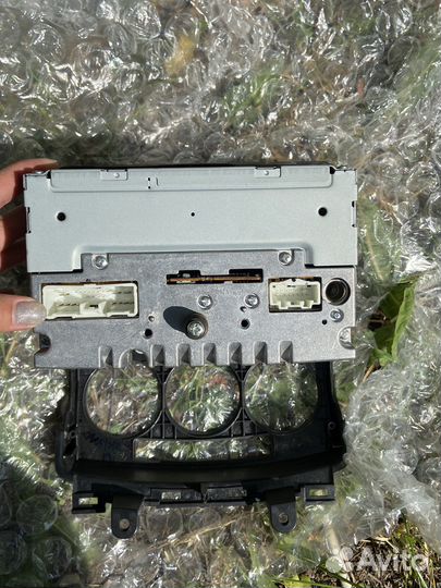 Магнитола Mazda 5 2010 года