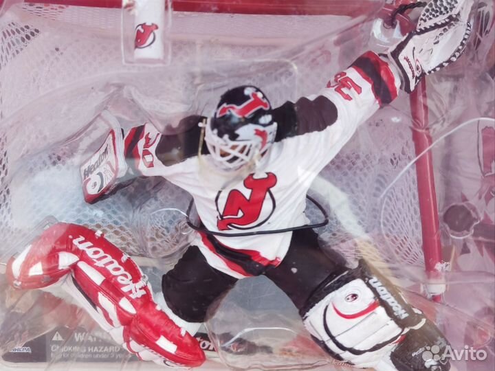 Фигурки хоккеистов McFarlane