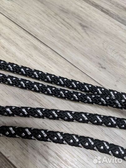 Гимнастическая скакалка