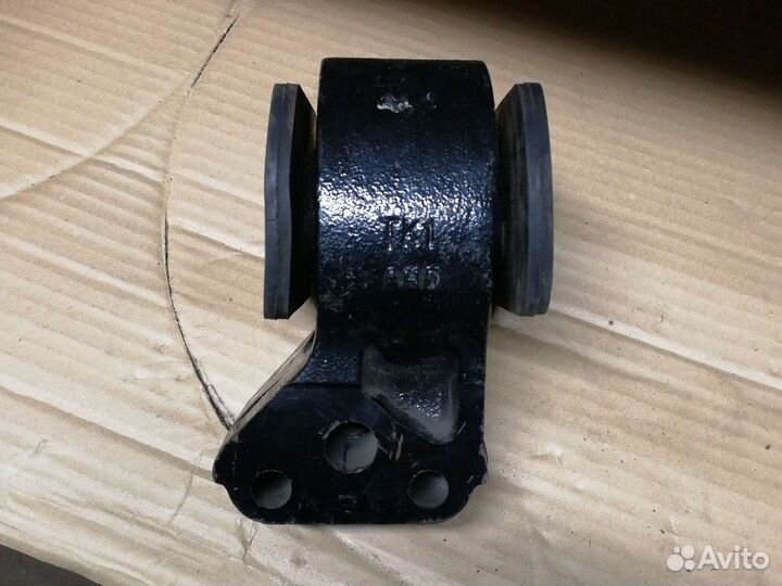 Хундай соната Подушка двигателя 2.7