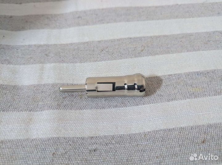 Переходник для антенны магнитолы