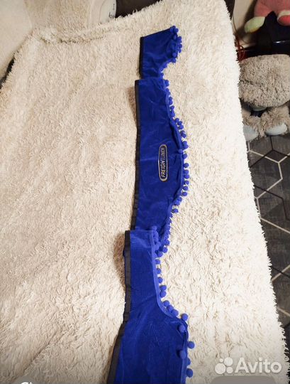 Ламбрекен (автоштора) лобового стекла