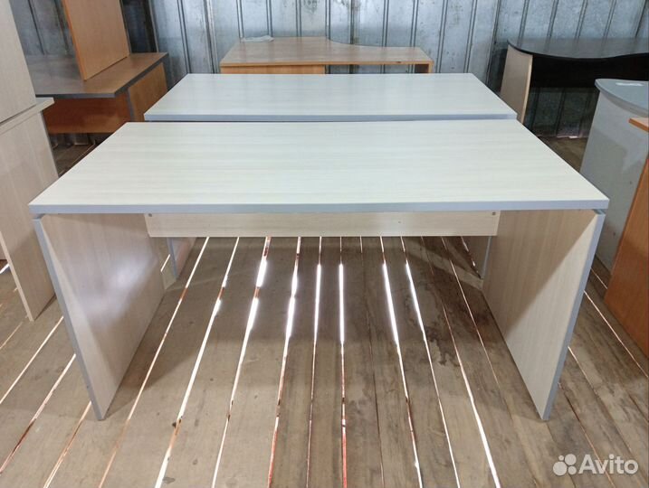 Стол офисный бу. Доставка бесплатно