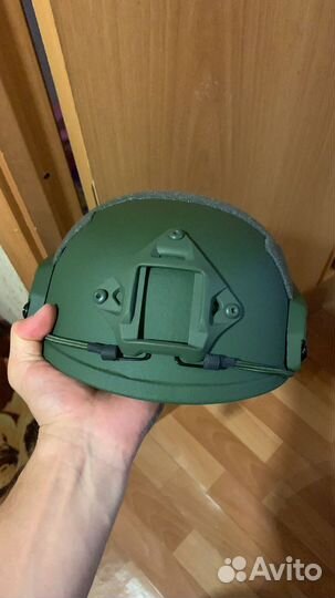 Тактический боевой шлем