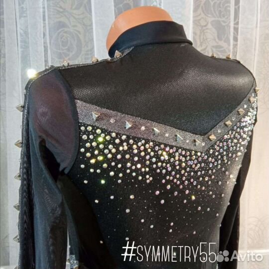 Комбинезон для фигурного катания