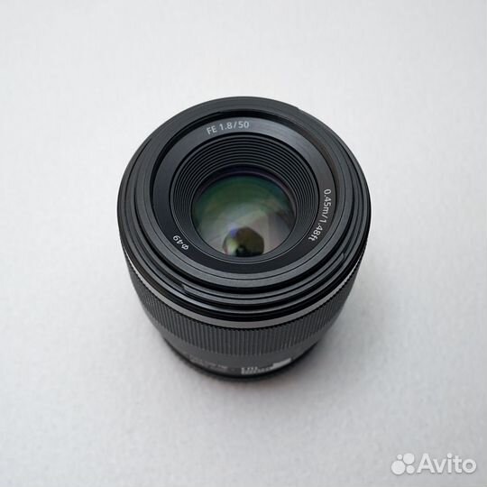 Объектив Sony FE 50mm — f/1.8 (SEL50F18F)