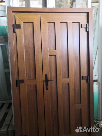 Дверь входная пвх бу