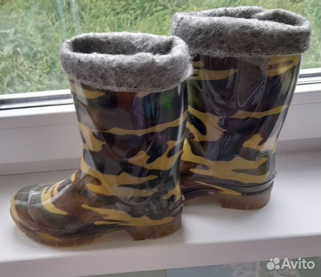Детские резиновые сапоги