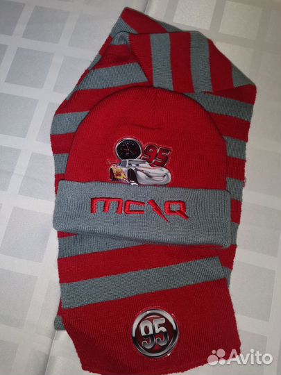 Шапка шарф и перчатки