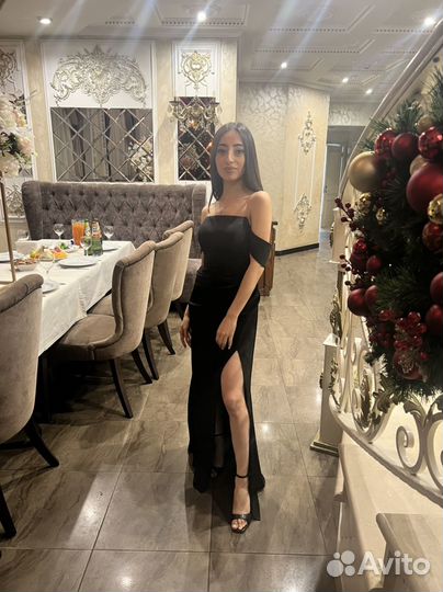 Вечернее платье в пол