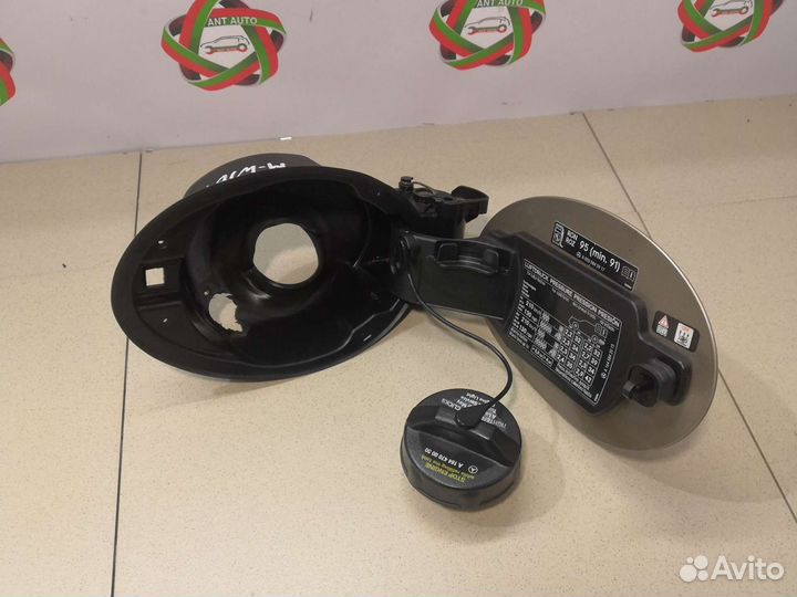 Mercedes W164 Лючок бензобака